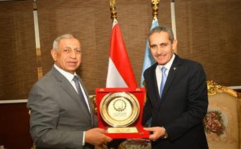 محافظ الغربية يبحث مع رئيس أكاديمية النقل البحري سبل التعاون المشترك
