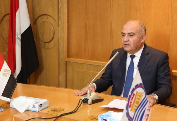 محافظ قنا يشدد على سرعة سحب قطع الأراضي التي لم يقم أصحابها بسداد مستحقاتها