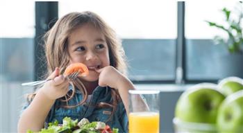   نصائح مهمة أثناء تناول وجبات الطفل