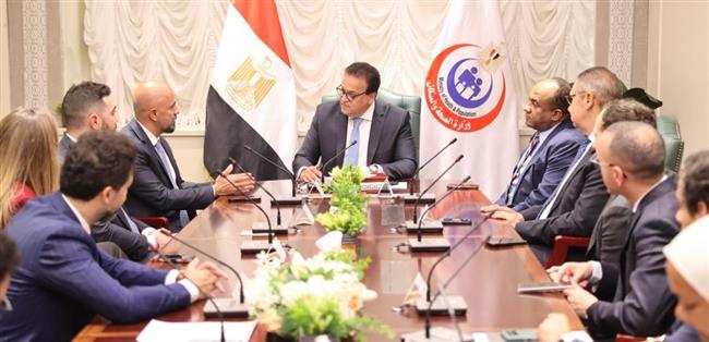 وزير الصحة يستقبل وفد شركة "بوسطن ساينتيفيك" 