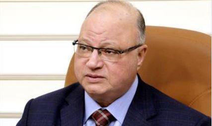محافظ القاهرة: توافر السلع بأسعار مناسبة بمعارض البيع ومنافذ "المواطن أولا"