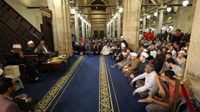 «ليلة في حب رسول الله» أحياها الجامع الأزهر خلال ملتقى «قضايا إسلامية» 