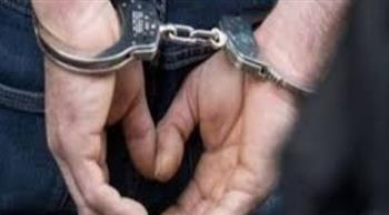 ضبط أحد الأشخاص بالجيزة لإدارة كيان تعليمي وهمي 