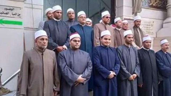 أوقاف الإسكندرية: عقد مقرأة الأئمة ومجلس للصلاة على النبي بمساجد الثغر