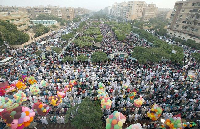 استعدادًا لعيد الفطر.. رفع كفاءة المساجد وساحات الصلاة في القاهرة