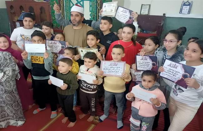 تكريم حفظة القرآن بـ مسجد الهادي " أبو الغيط "