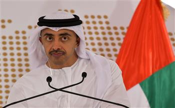   وزير الخارجية الإماراتي يثمن جهود المطبخ المركزي العالمي في إيصال المساعدات لـ غزة