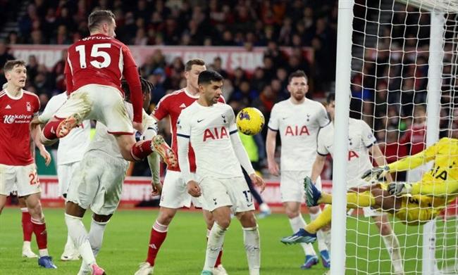 الدوري الإنجليزي .. توتنهام يحقق فوزًا ثمينًا على نوتينجهام فورست 3-1