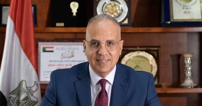 وزير الري يتابع مشروع إنشاء مجموعة قناطر ديروط الجديدة