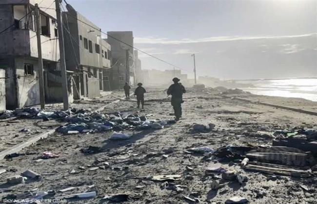 "واشنطن بوست": غارة دمشق ومقتل عمال الإغاثة يعقدان جهود واشنطن لإنشاء الرصيف البحري بـ غزة