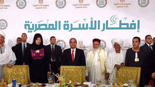 يسري المغازي: كلمة الرئيس في إفطار الأسرة المصرية وضعت الخطوط الرئيسية والعريضة لمسار الدولة