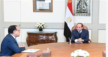   رئيس الوزراء يهنئ الرئيس السيسي بحلول عيد الفطر المبارك