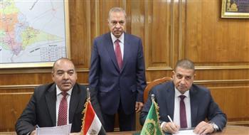 محافظ القليوبية يشهد توقيع بروتوكول تعاون مع المنطقة الجغرافية البترولية في مسطرد