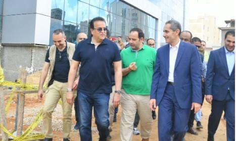 وزير الصحة و محافظ الغربية يتابعان تنفيذ مستشفيات القطاع الصحي