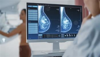   الأشعة المقطعية ومسح العظام لتحديد مرحلة سرطان الثدي