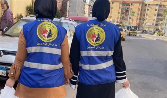 "حُماة الوطن" بالإسكندرية يختتم فعاليات حملة "سفرة الخير" بتوزيع 1000 وجبة ساخنة