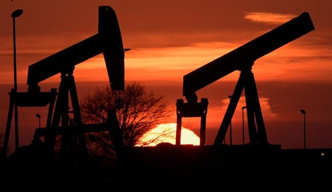 انخفاض أسعار النفط خلال بداية التعاملات اليوم الأربعاء