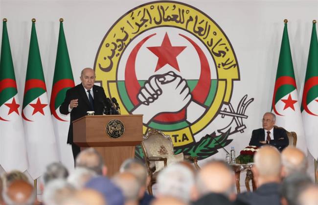 احتفالاً بعيد العمال.. الرئيس الجزائري يعلن عن زيادات في المعاشات