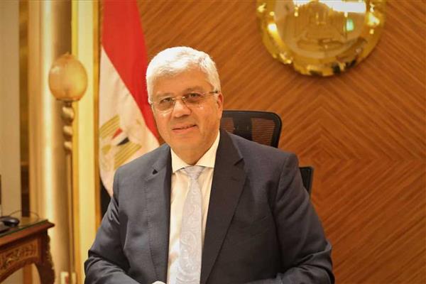 وزير التعليم العالي يعلن صدور عدة قرارات جمهورية بتعيين قيادات جامعية جديدة