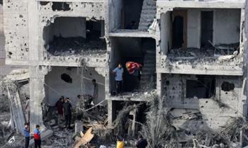 قصف إسرائيلي مكثف يستهدف مناطق متفرقة في شرق مدينة رفح الفلسطينية