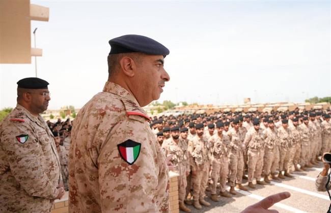 رئيس الأركان الكويتي: الجيش هو السد المنيع والسيف الرادع في مواجهة مختلف التحديات