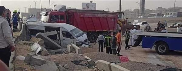 التحقيق مع سائق النقل المتسبب في حادث دائري المعادي