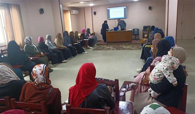 تدريب 70 رائدة اجتماعية على برنامج "وعي" بـ الدقهلية