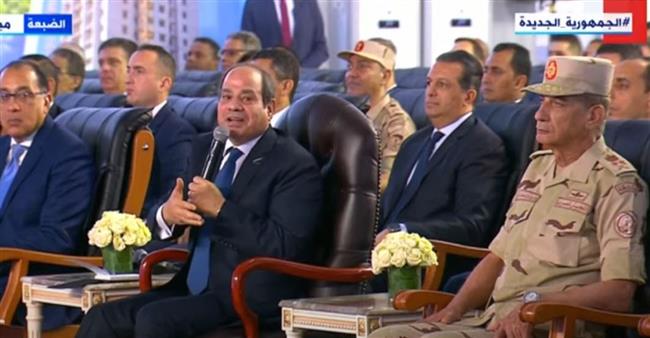 الرئيس السيسي: زيادة الإنتاج المحلي والتصدير للخارج وسيلتنا لحل أزمة الدولار