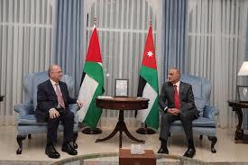   ‏وزير خارجية الأردن لنظيره الفلسطيني: مستمرون في جهود وقف إطلاق النار