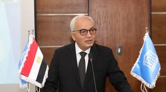 رضا حجازي: مبادرة وطنية لتعليم الكبار تهدف للوصول إلى الصفر الافتراضي 