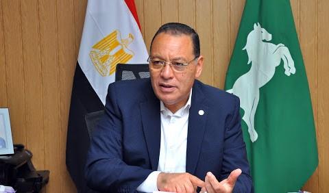 محافظ الشرقية: حظر منح تصاريح إنشاء مشروعات دون استيفاء الاشتراطات البيئية والصحية