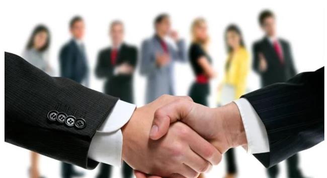 توفير فرص عمل لمدرسين وممرضات في 13 محافظة.. "بيان حكومي"