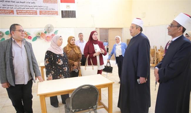بتوجيهات الإمام الأكبر.. رئيس المعاهد الأزهرية يتفقد بيت شباب 15 مايو