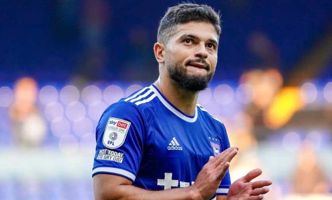 سام مرسي في قائمة أفضل لاعب بـ "التشامبيونشيب"