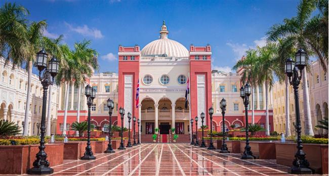 للعام الثاني.. الجامعة البريطانية فى مصر تحتل المركز الأول وفقا لتصنيف التايمز 
