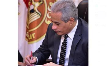 وزير العمل يدعو الشباب الراغب في العمل الموسمي الزراعي باليونان إلى سُرعة التقديم 