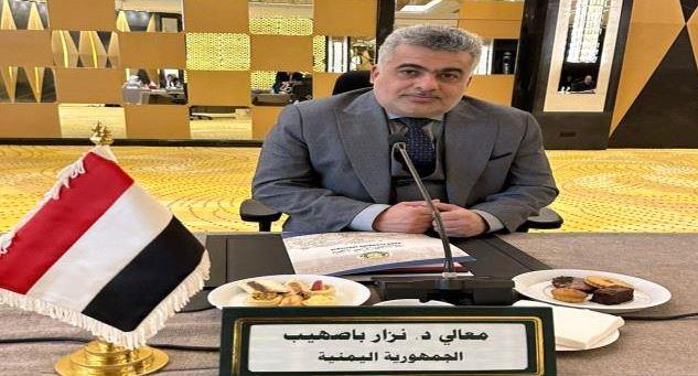 مسئول يمني يبحث أوجه التنسيق المُشترك مع برنامج الغذاء العالمي