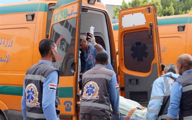 مصرع شخص وإصابة 4 آخرين فى حادث تصادم سيارتين بالمنيا