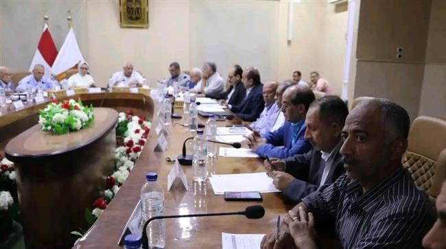 اجتماع موسع لمحافظة الوادي الجديد مع مجلس إدارة صندوق استصلاح الأراضي 