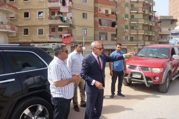 "الهجان" يوجه بفحص عدد من مخالفات البناء والتعديات على طريق الرملة