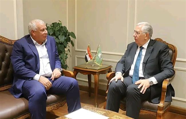 "القصير" يستقبل محافظ الوادي الجديد لمتابعة الموقف التنفيذي للمشروعات الزراعية بالمحافظة