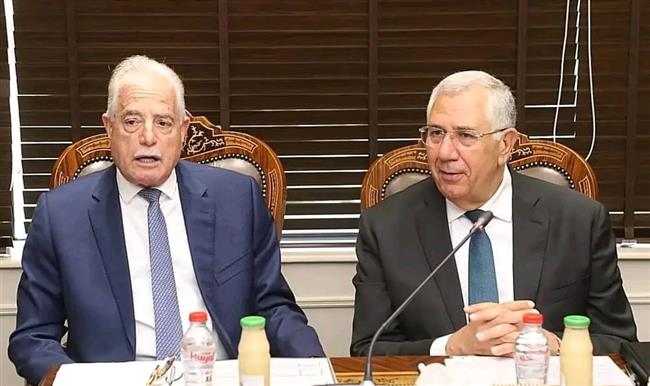 وزير الزراعة يعقد اجتماع مع محافظ جنوب سيناء