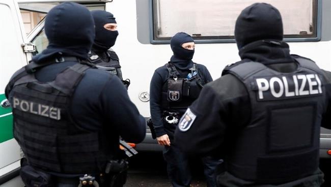 انتشار الشرطة في مطار ميونيخ الدولي واعتقال 8 أشخاص إثر احتجاجات نشطاء المناخ
