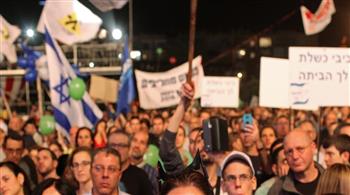   إسرائيل.. اشتباكات بين الشرطة والمتظاهرين في تل أبيب