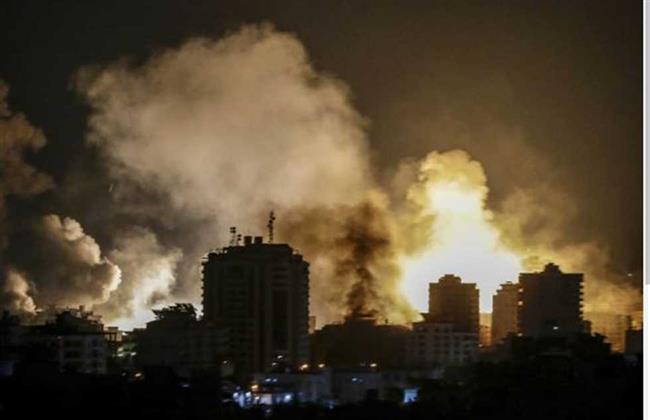 64 شهيدا ومئات المصابين فى غارات إسرائيلية على قطاع غزة منذ صباح السبت
