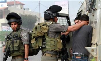 اعتقال 18 فلسطينيا من الضفة الغربية