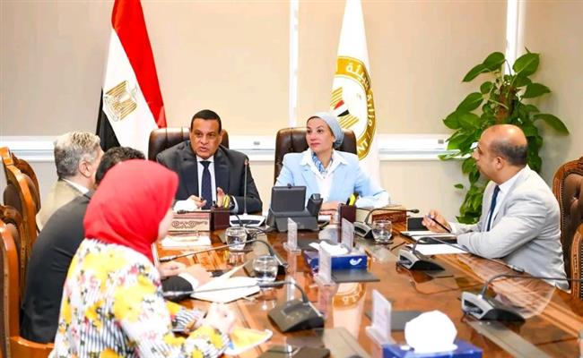 وزيرا البيئة والتنمية يتابعان مشروعات إدارة المخلفات البلدية الصلبة
