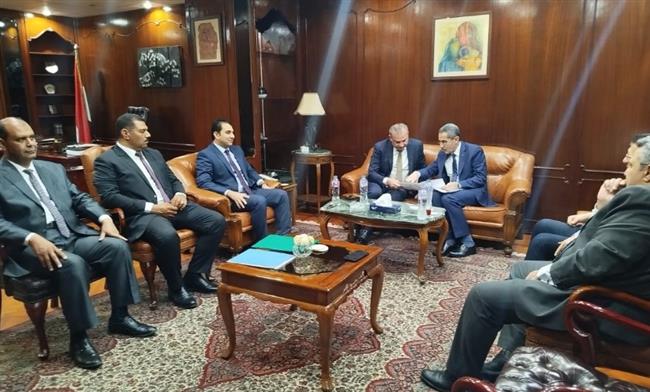 رحمي يناقش مع رئيس صندوق التنمية الحضرية الموقف التنفيذي لتطوير المناطق العشوائية