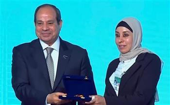 "القومي للمرأة" يهنئ سيدات مصر العاملات المكرمات من الرئيس السيسي