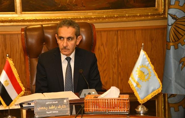 محافظ الغربية يتابع أعمال رصف شارع الوحدة العربية بحي ثان المحلة الكبرى 